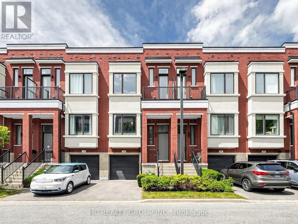 38 Lafferty Lane, Richmond Hill (crosby)