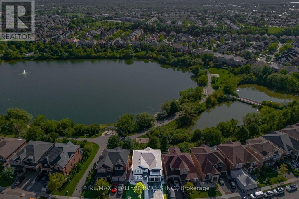68 Southlake Boulevard, Brampton (madoc)