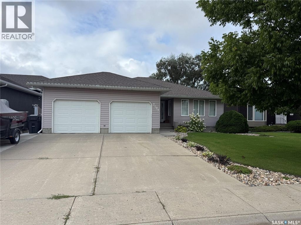 2523 Blue Jay Crescent, North Battleford