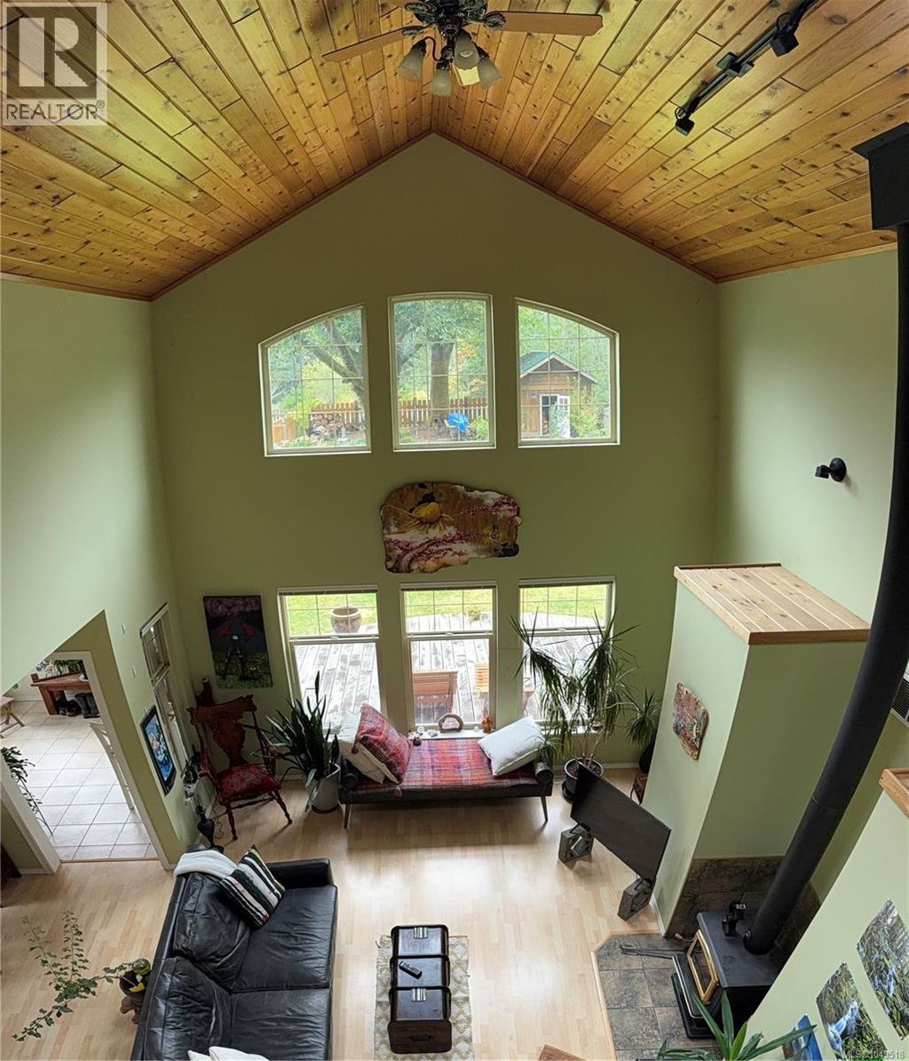 125 Maquinna Ave, Zeballos