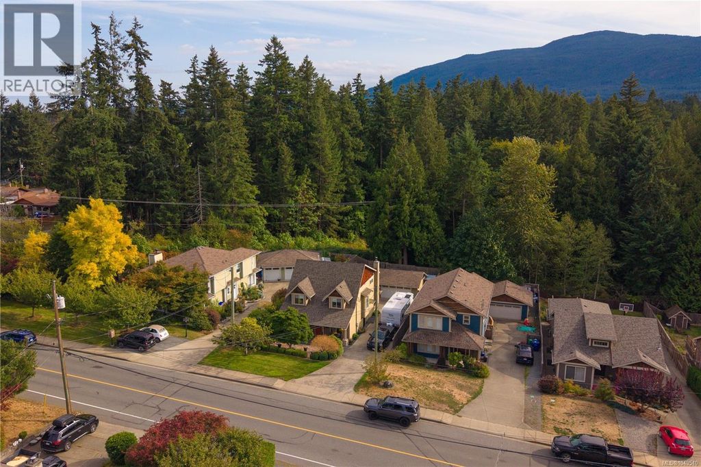5419 Dunster Rd, Nanaimo