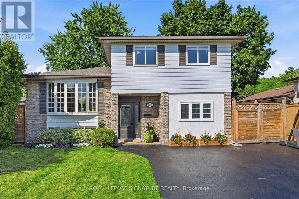 1333 Woodvale Place, Burlington (palmer)