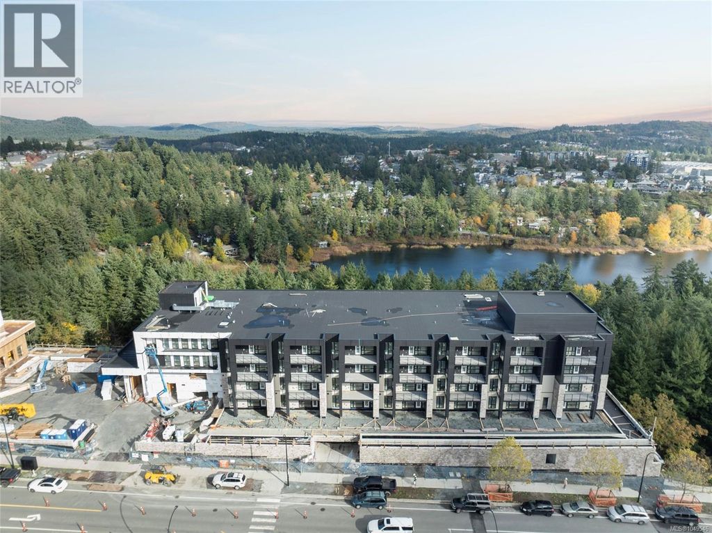 605 2337 Bear Mountain Pkwy, Langford