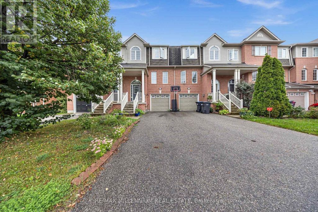 39 Decker Hollow Circle, Brampton (credit Valley)