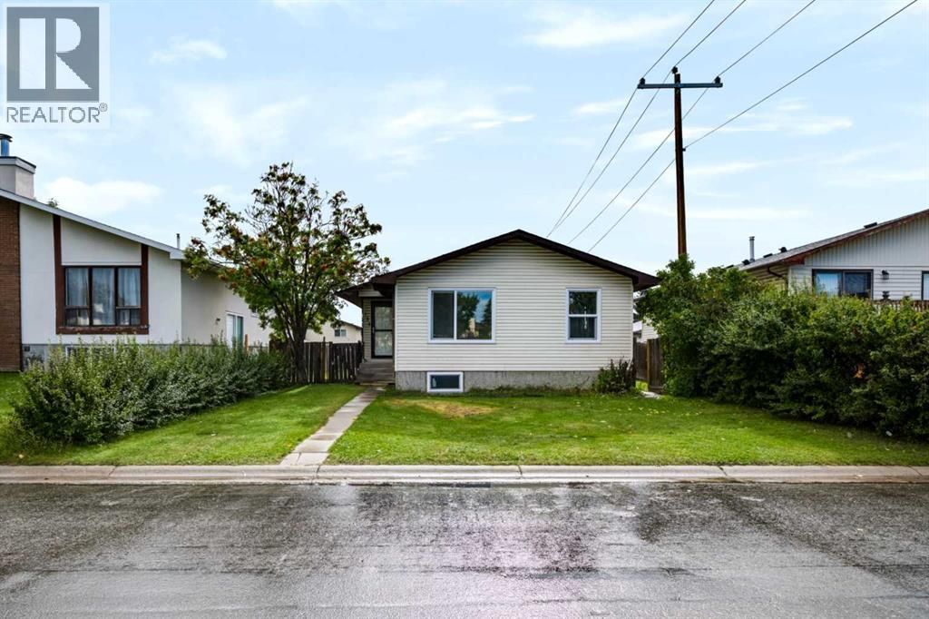 139 Falsby Road Ne, Calgary
