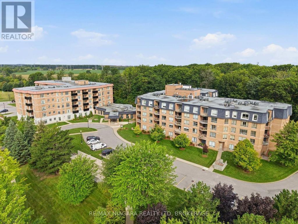 424 - 8111 Forest Glen Drive, Niagara Falls (mt. Carmel)