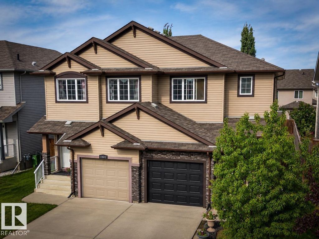 11612 17 Av Sw, Edmonton