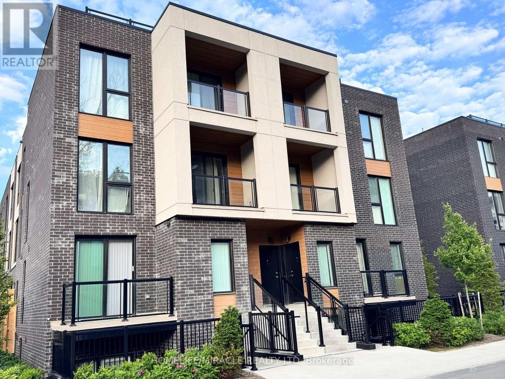 4 - 176 Clonmore Drive, Toronto (birchcliffe-Cliffside)