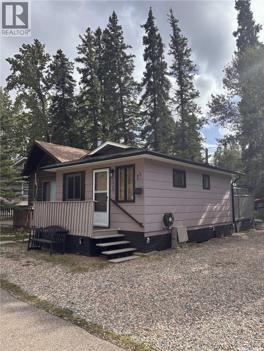 1507 Dove, Prince Albert National Park