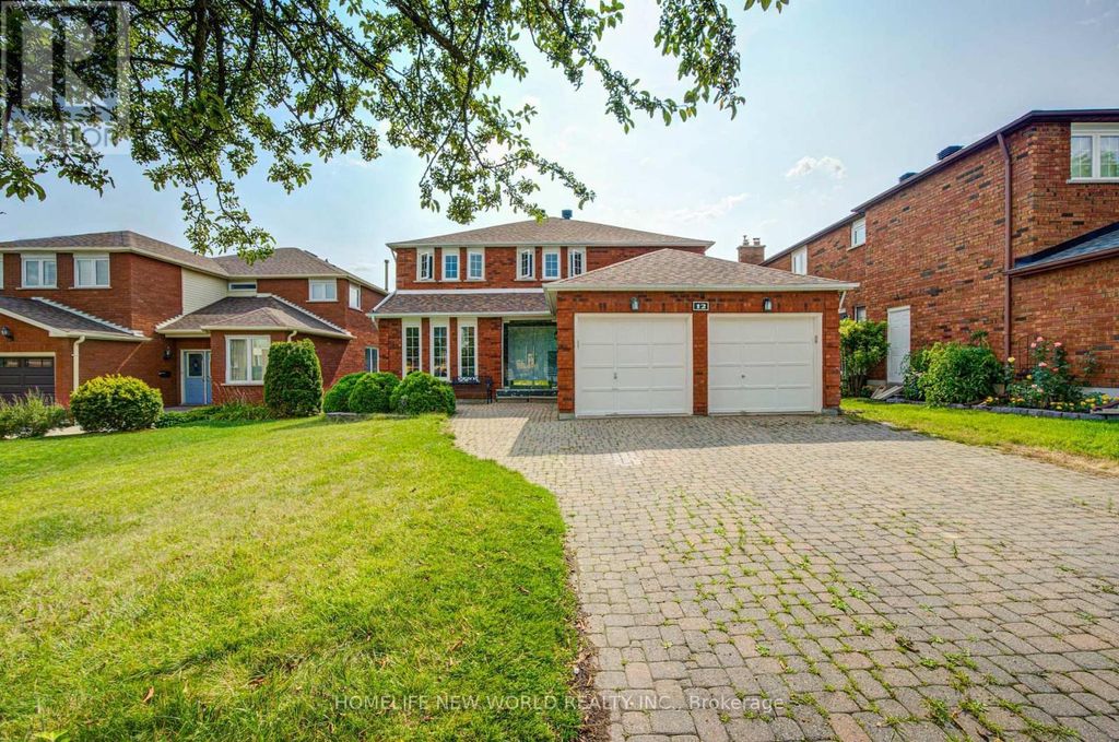 12 Bellside Drive, Markham (markville)