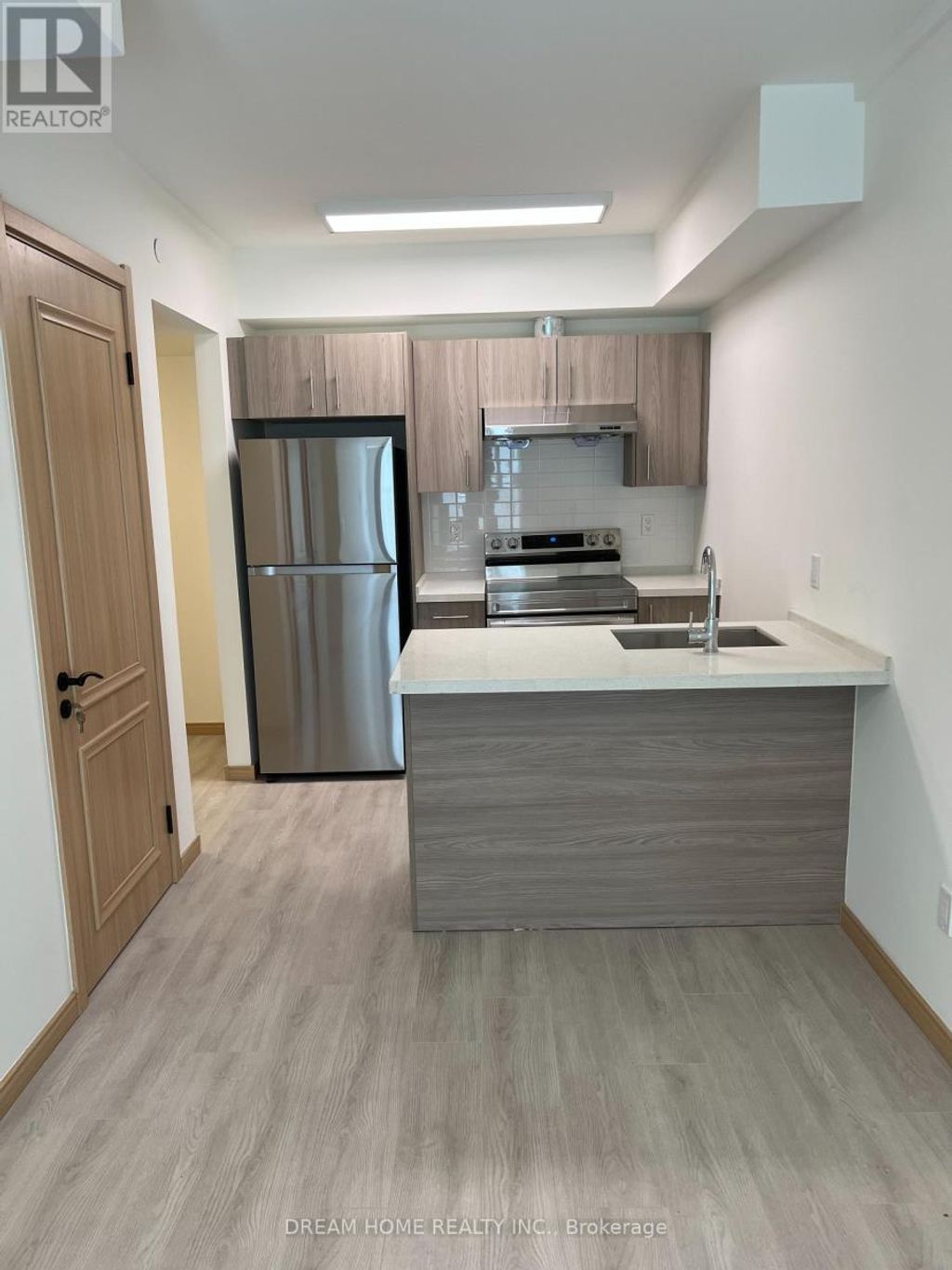 B106 - 50 Morecambe Gate, Toronto (l'amoreaux)
