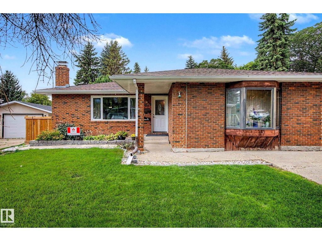 23 Montcalm Cr, St. Albert