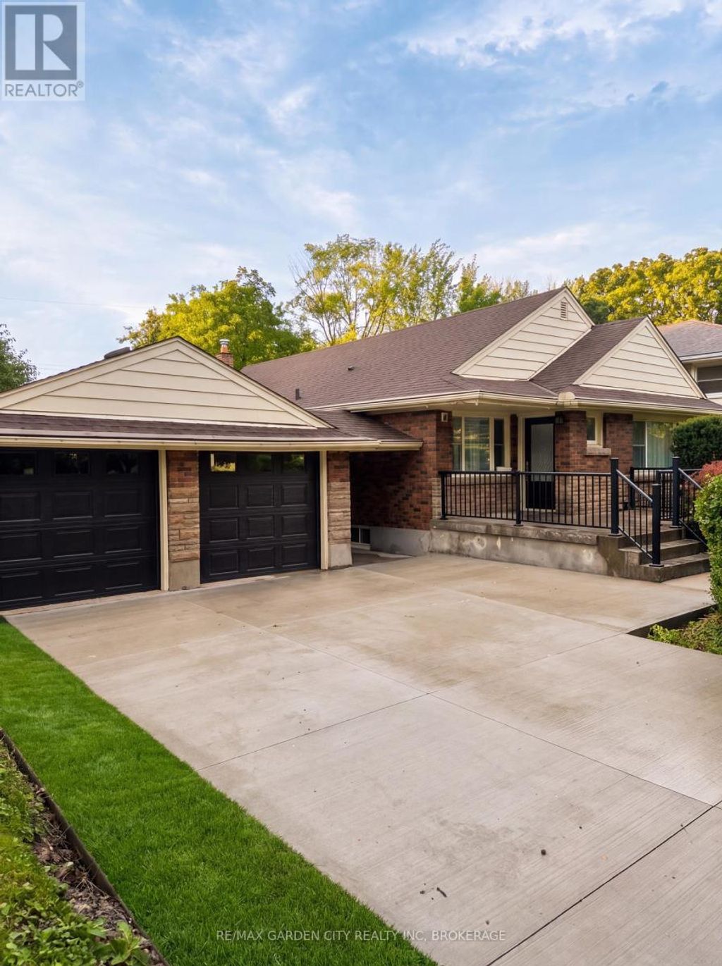 11 Macbeth Boulevard, St. Catharines (glendale/glenridge)
