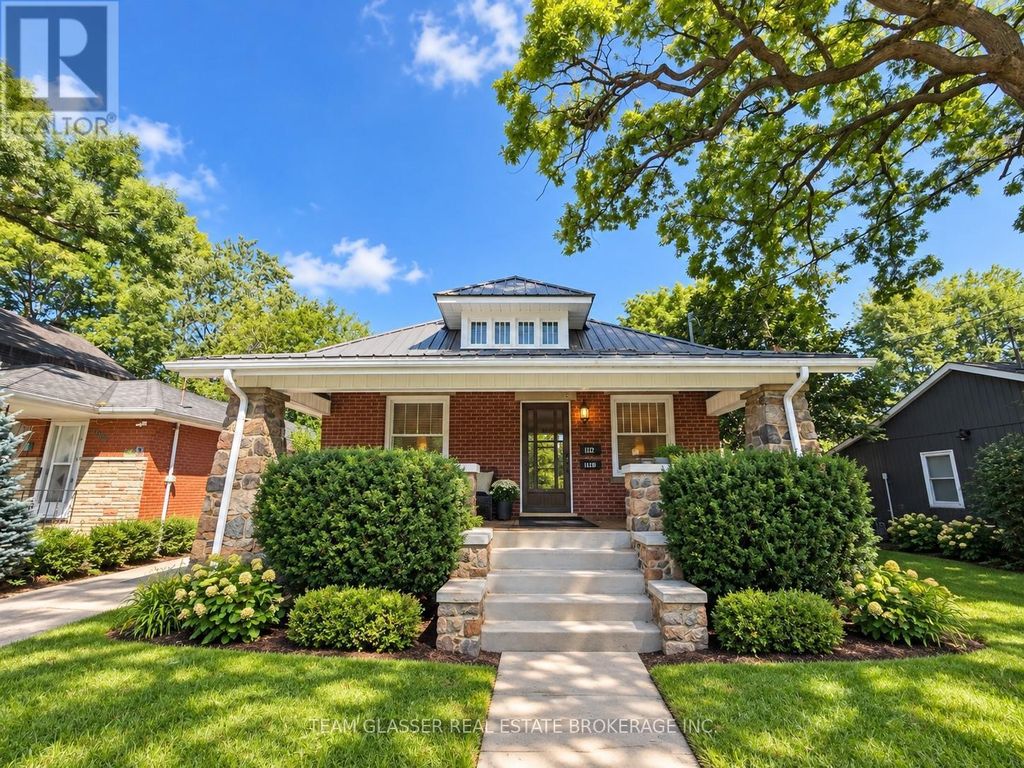 Upper - 884 Trafalgar Street, London East (east L)