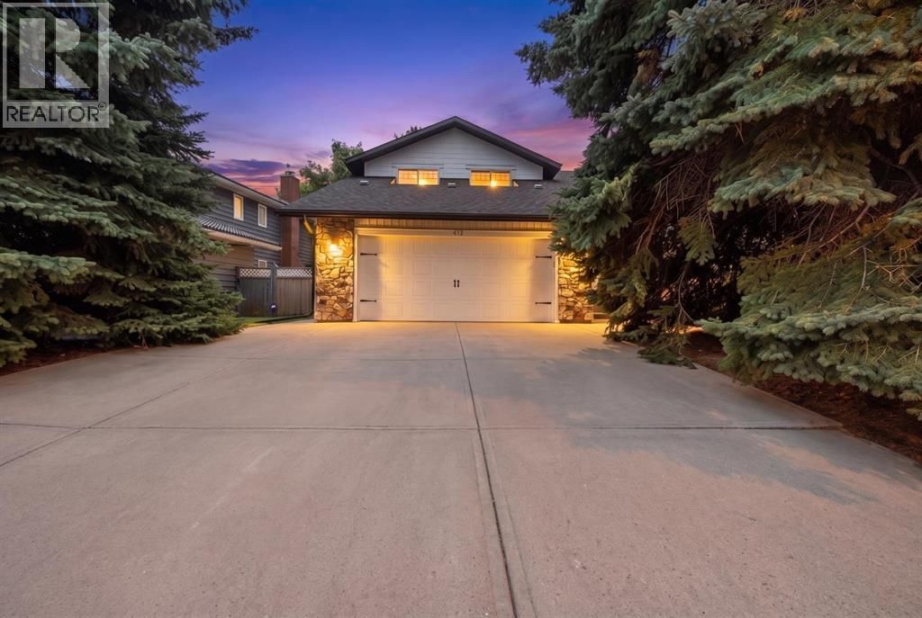 411 135 Avenue Se, Calgary