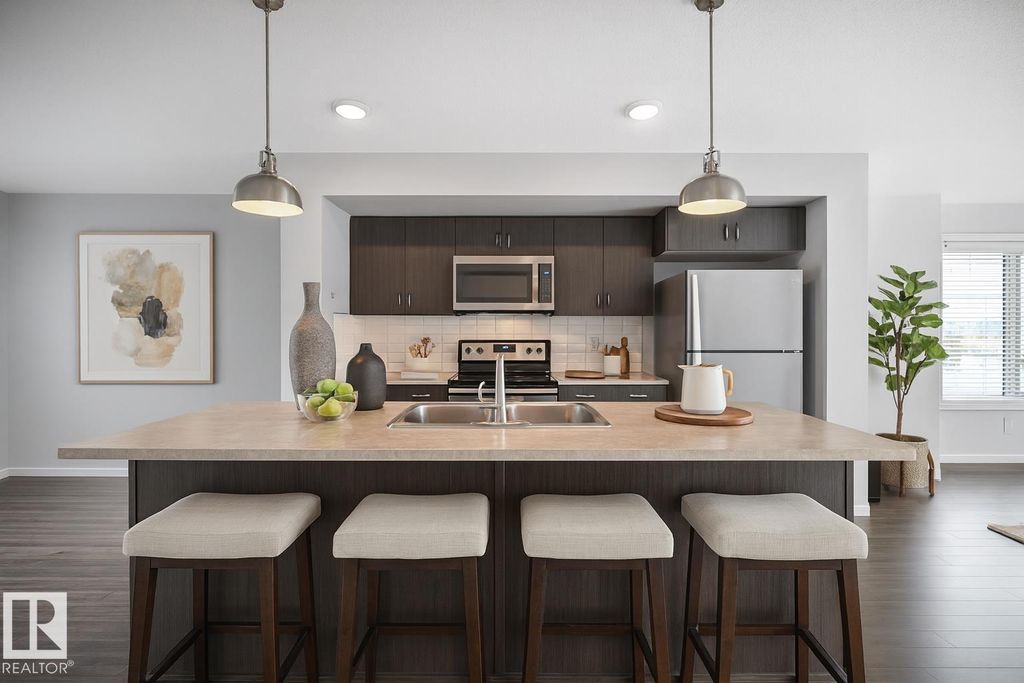 #34 2215 24 St Nw, Edmonton
