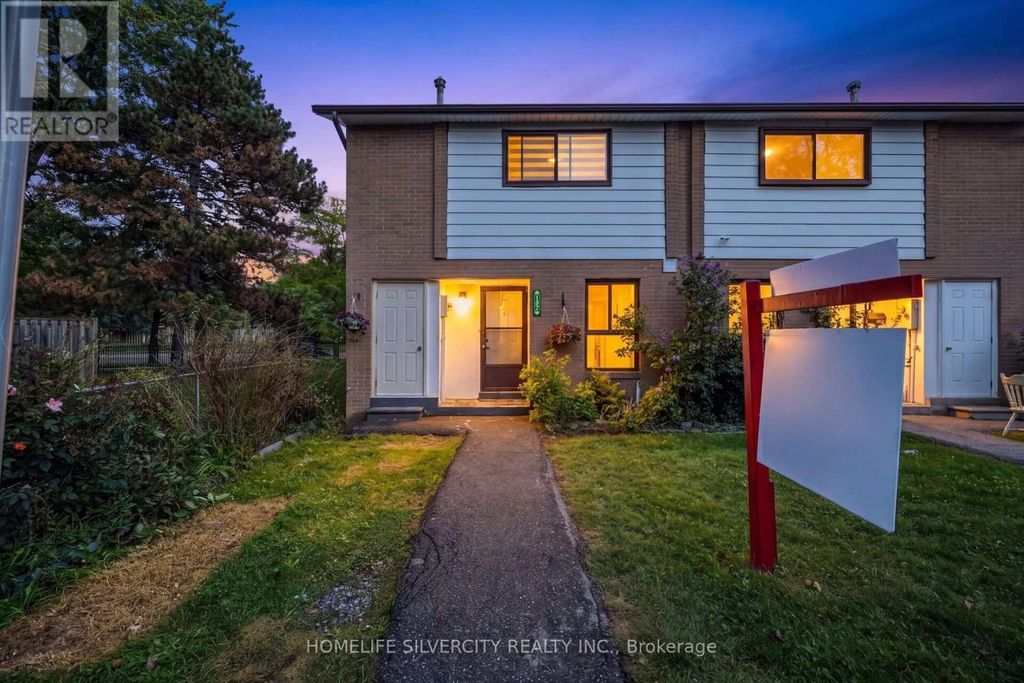 157 Fleetwood Crescent, Brampton (southgate)