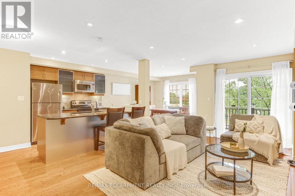 628 Brain Common, Burlington (shoreacres)