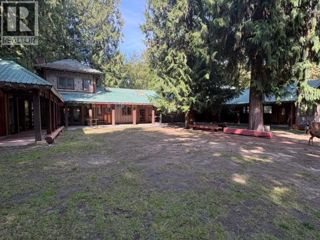 2778 Brian's Way, Savary Island
