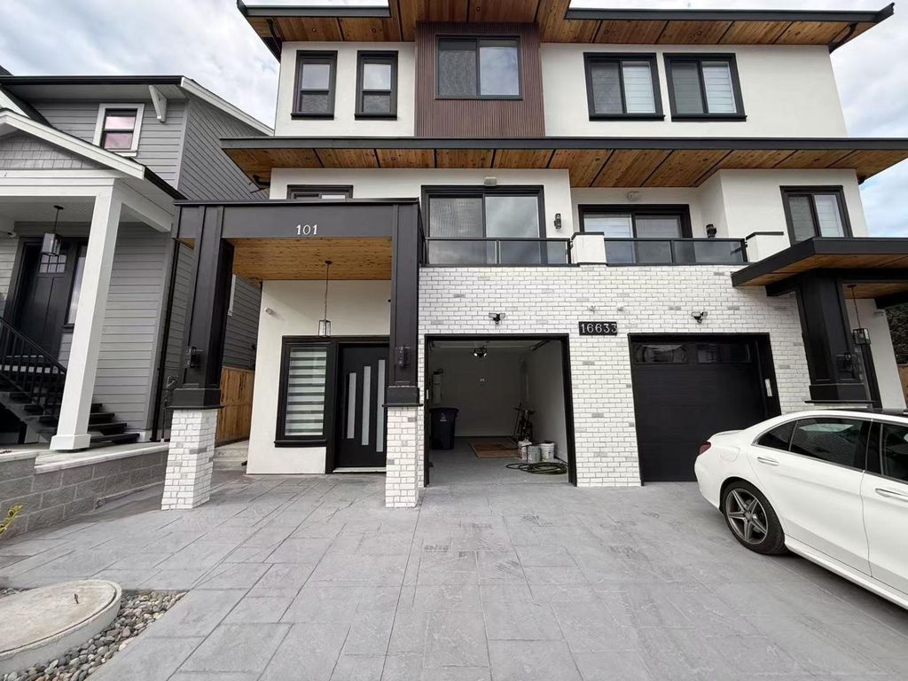 101 166xx 18a Avenue, Surrey