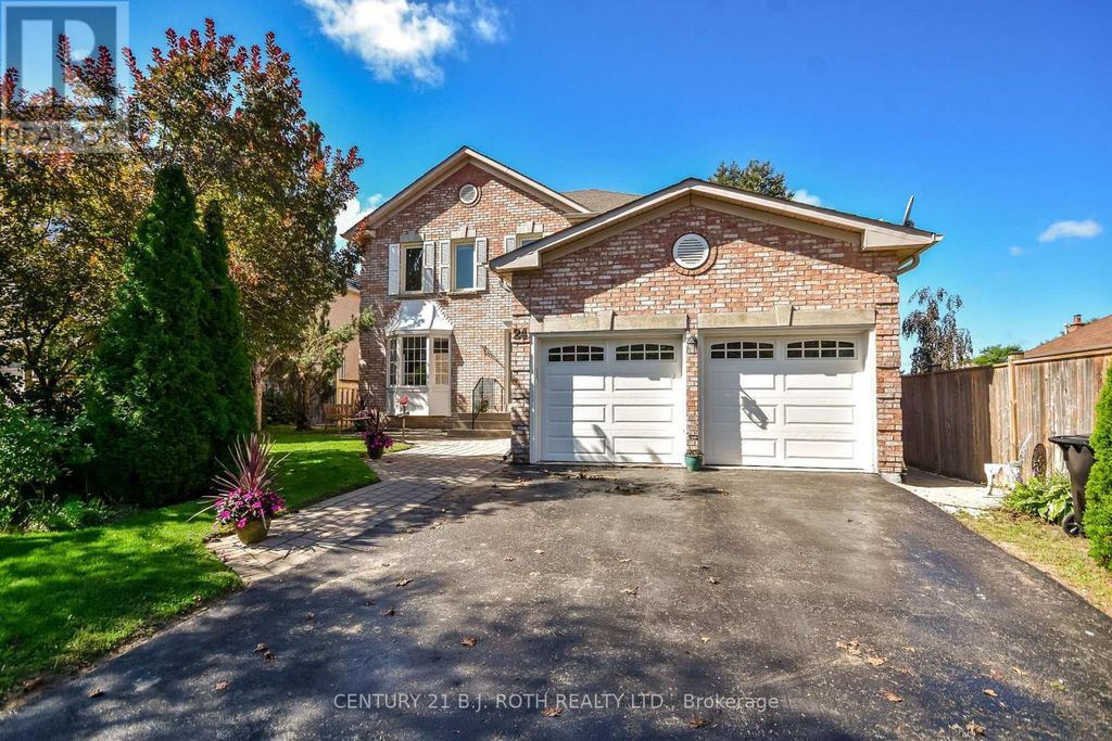 24 Grand Forest Drive, Barrie (bayshore)