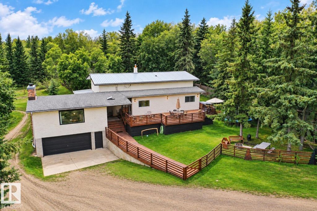 26127 Twp Road 514, Rural Parkland County