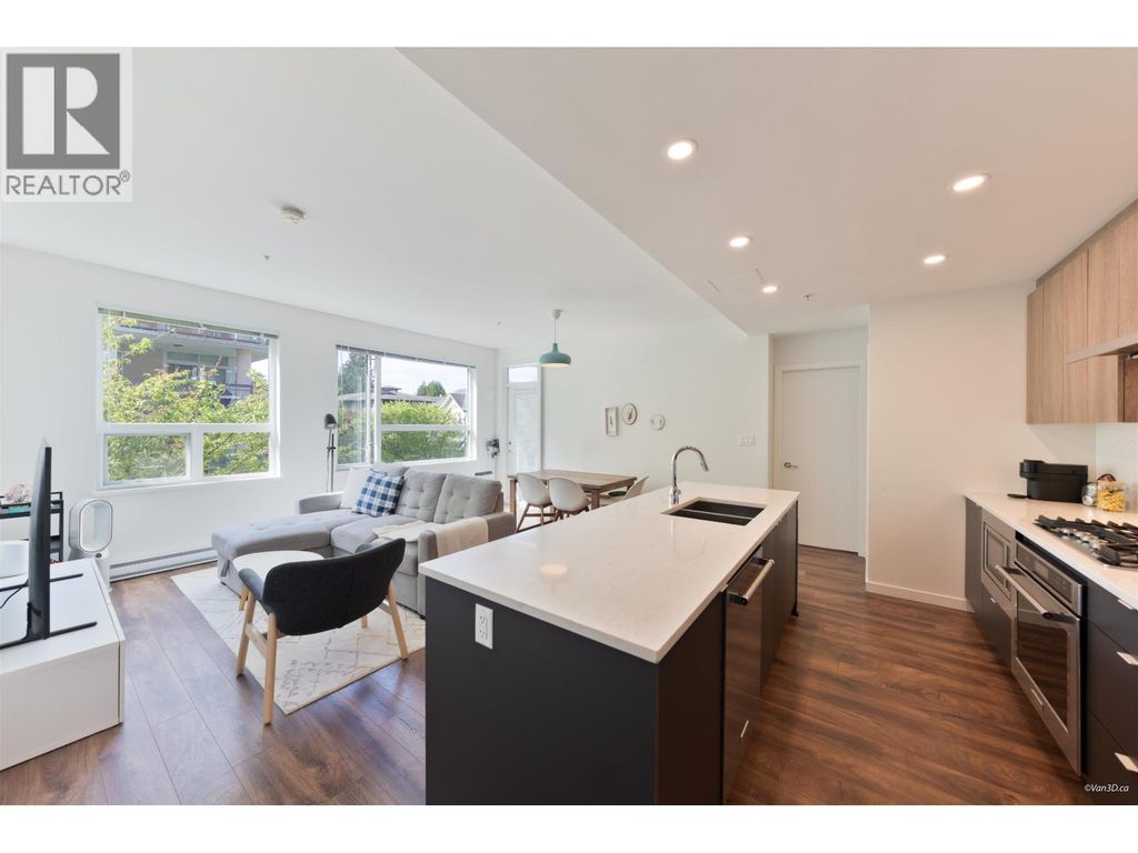 208 717 Breslay Street, Coquitlam