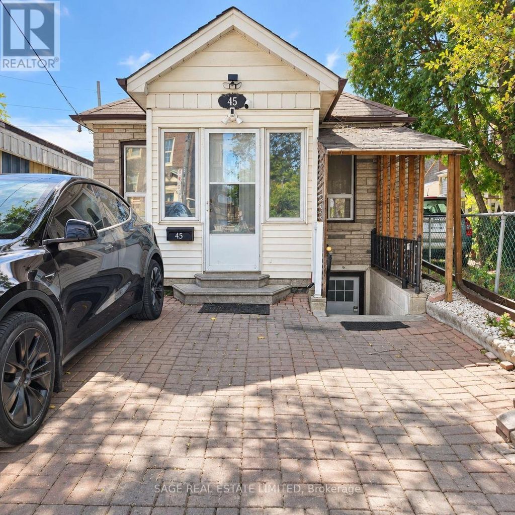 45 Turnberry Avenue, Toronto (weston-Pellam Park)