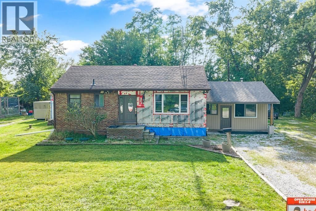 2125 Betts, Windsor