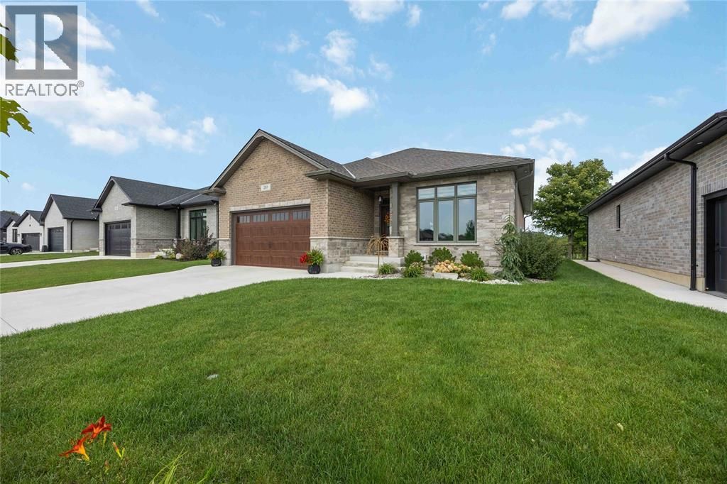 231 Nicholas Street, Sarnia