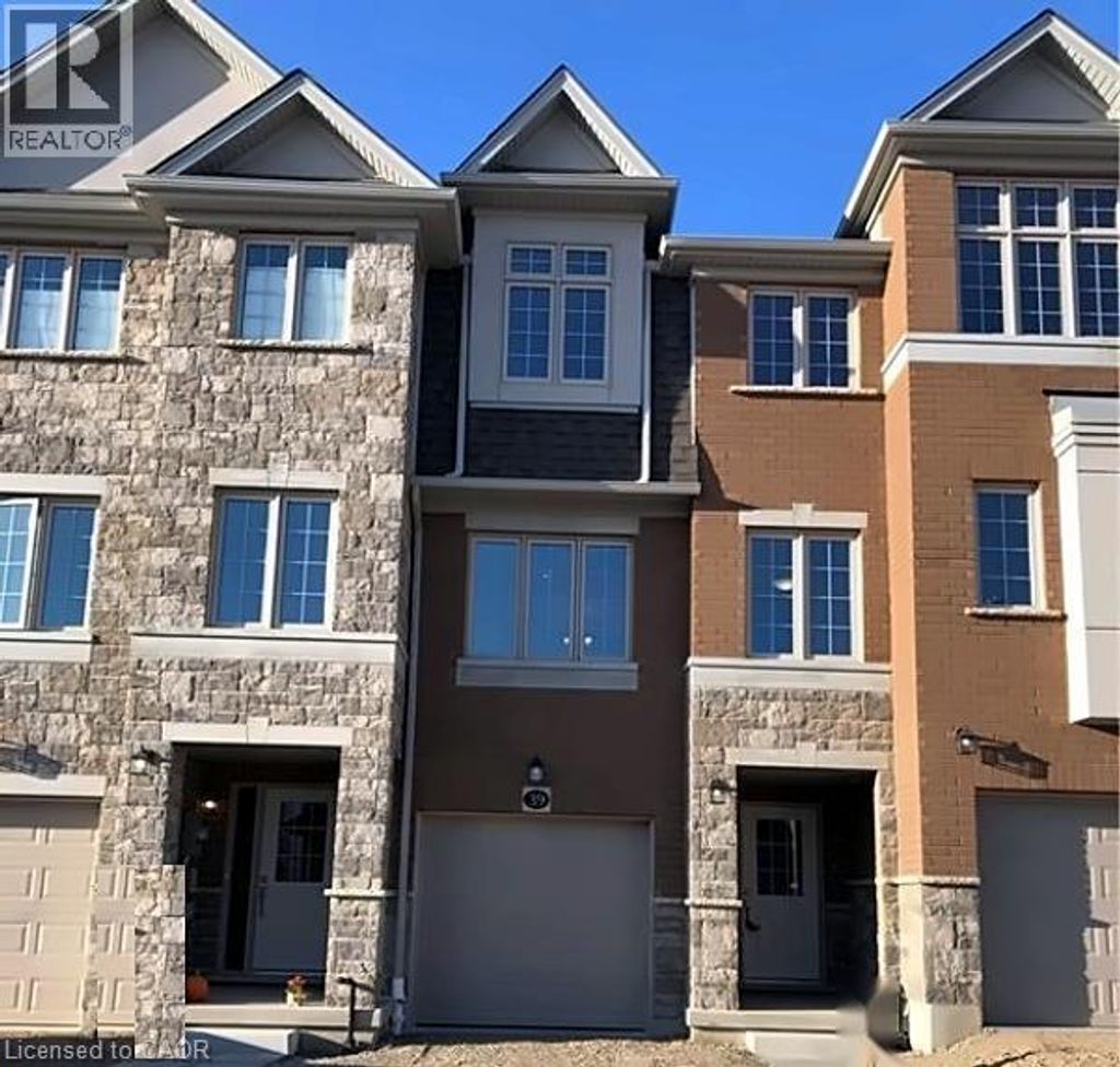 39 Ridgemount Street, Kitchener