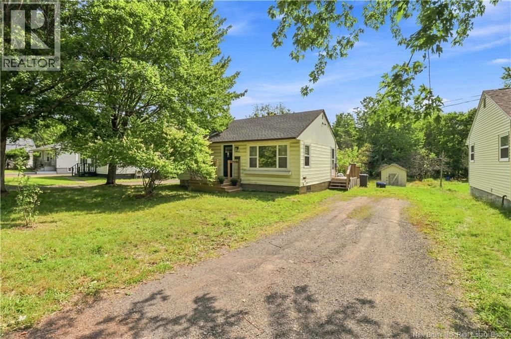 400 Gibson Street, Fredericton
