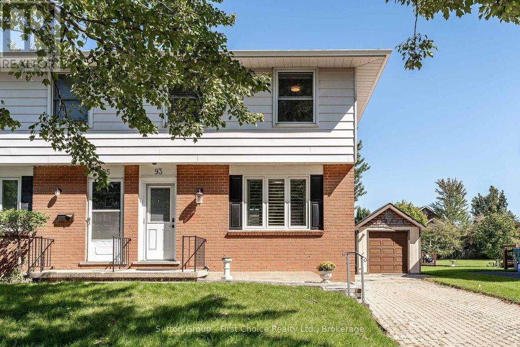 93 Kemp Crescent, Stratford