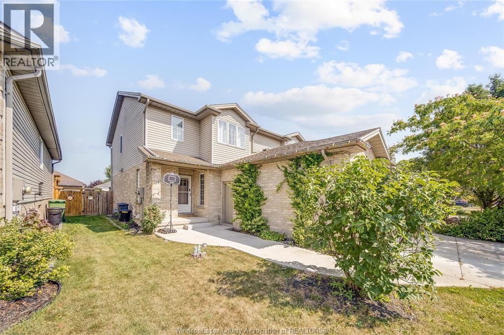 746 Michael Drive, Tecumseh