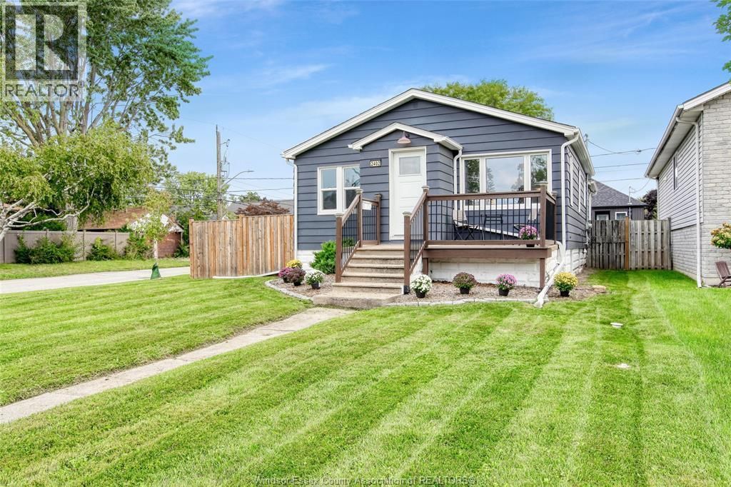 2402 Tourangeau, Windsor