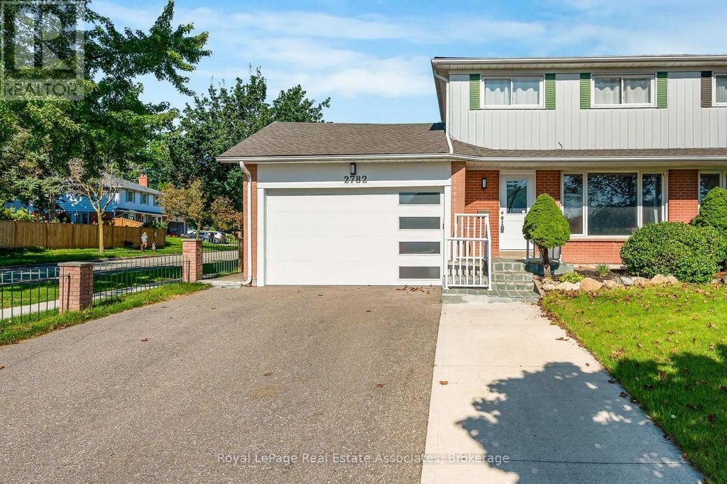 2782 Hollington Crescent, Mississauga (sheridan)