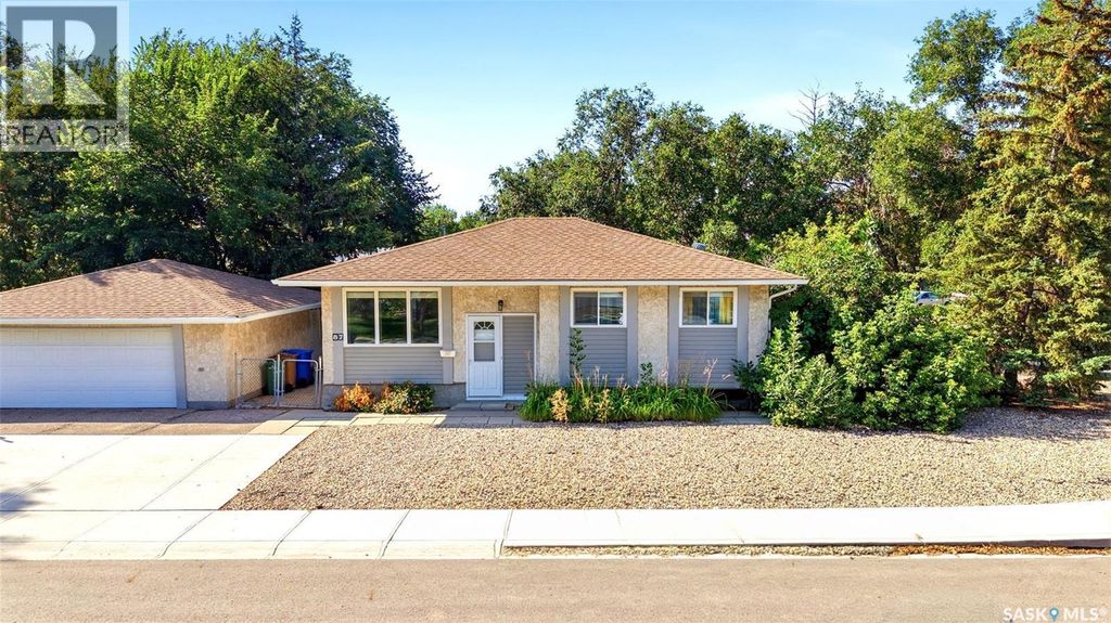 87 Vernon Crescent, Regina