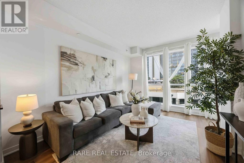 518 - 60 Berwick Avenue, Toronto (yonge-Eglinton)