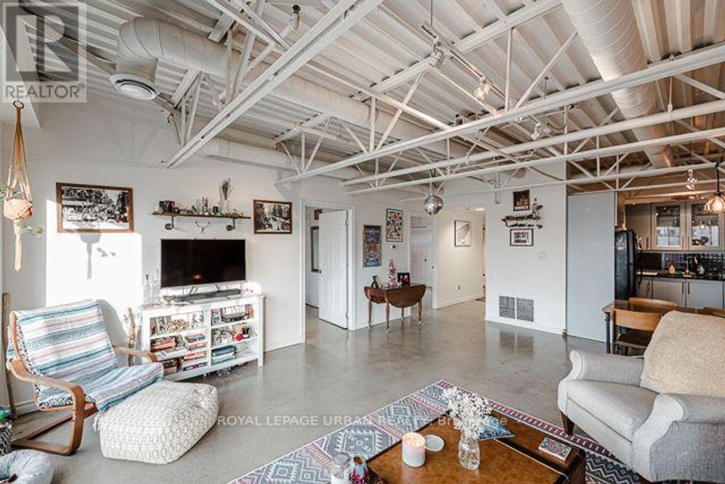 4c - 483 Queen Street, Toronto (waterfront Communities)