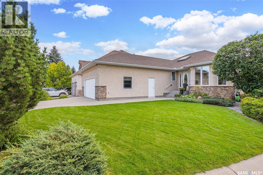 123 Horlick Crescent, Saskatoon