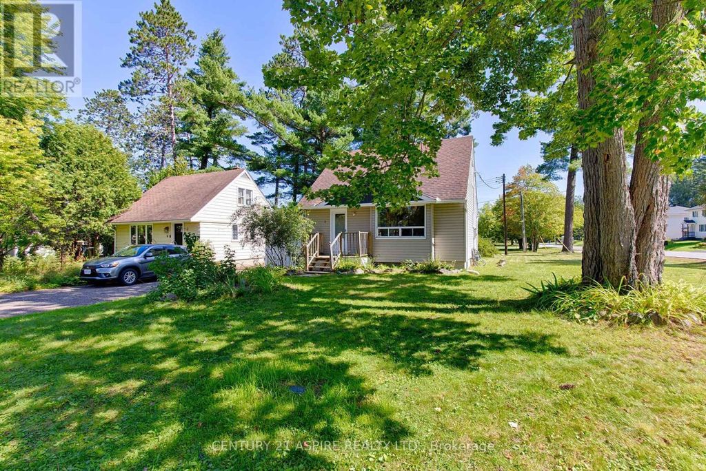 2 Thomson Crescent, Deep River