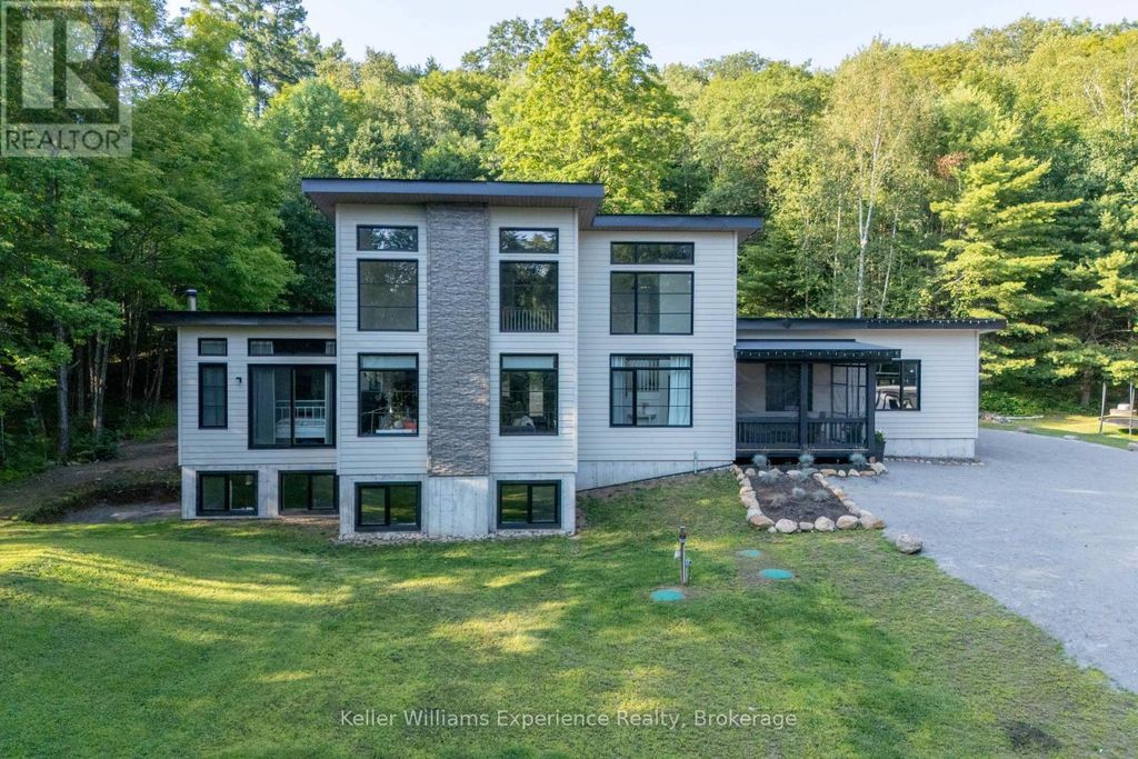 1739 Fraserburg Road, Bracebridge (draper)