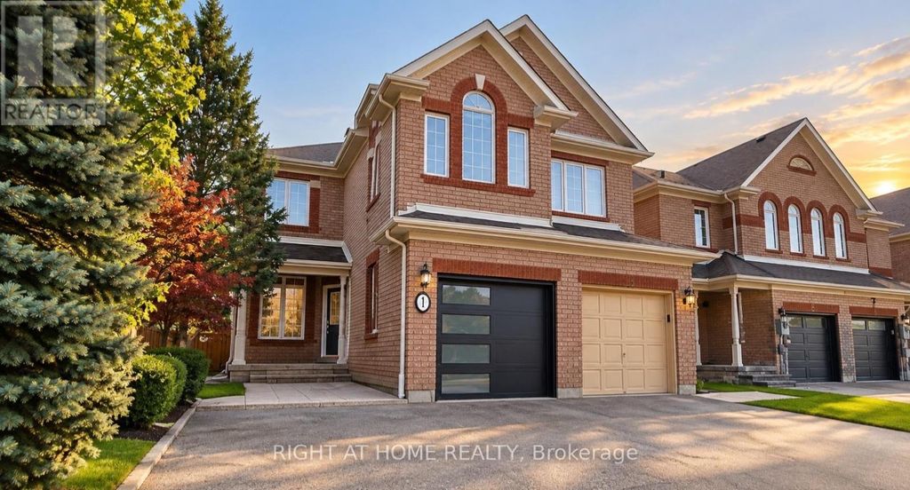 1 Ridgeway Court, Vaughan (maple)