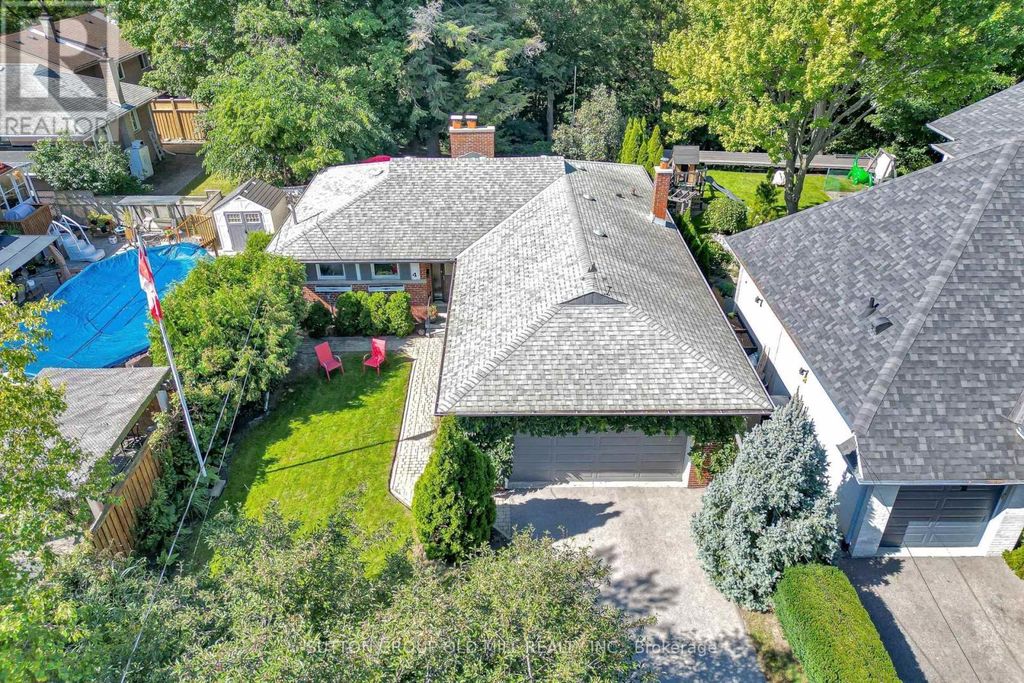 4 Ravenscrest Drive, Toronto (princess-Rosethorn)