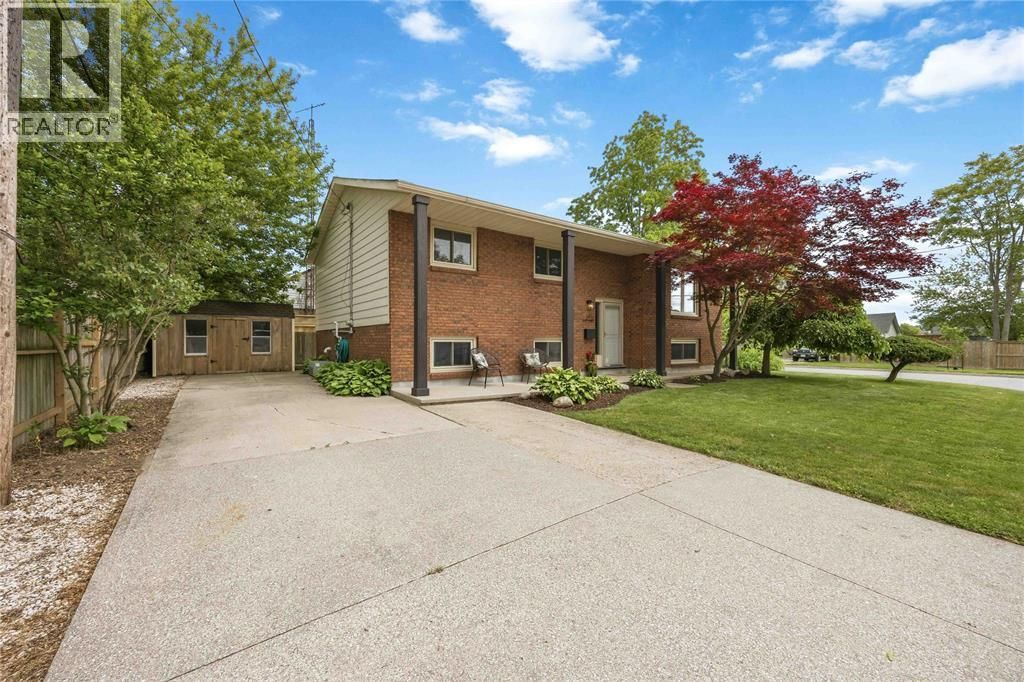 2722 John Street, Sarnia