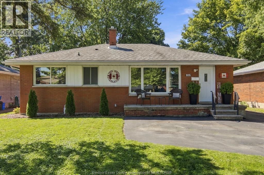 1035 Riverdale, Windsor