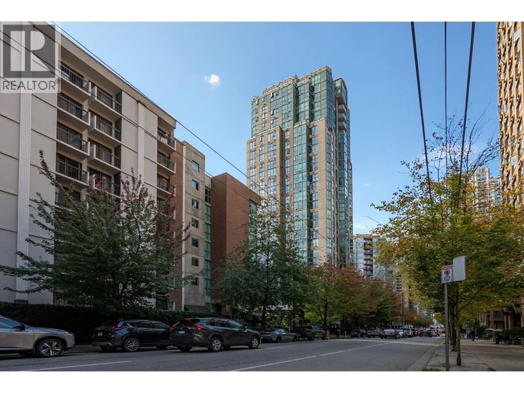905 1188 Howe Street, Vancouver