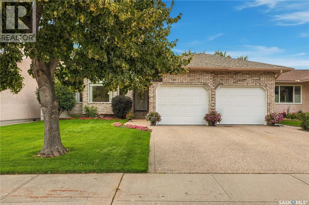 1328 Harrison Way N, Regina