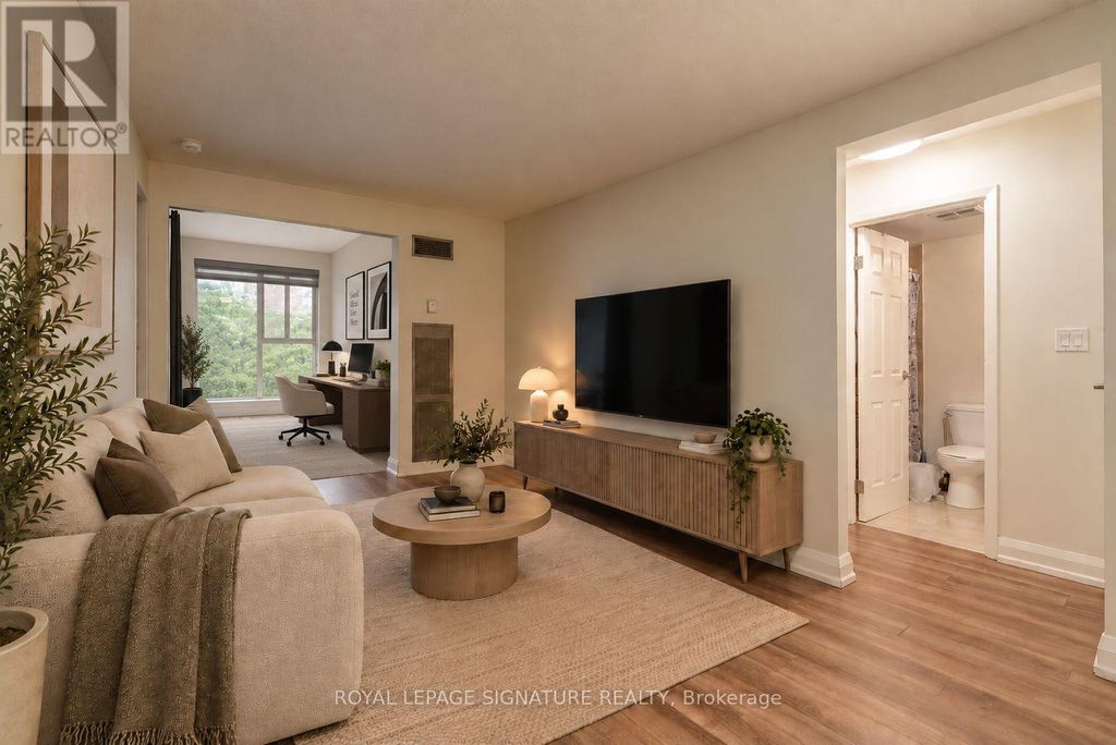 302 - 222 The Esplanade, Toronto (waterfront Communities)