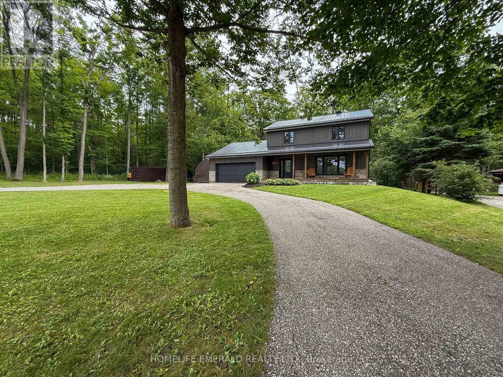 2391 Seadon Road, Springwater